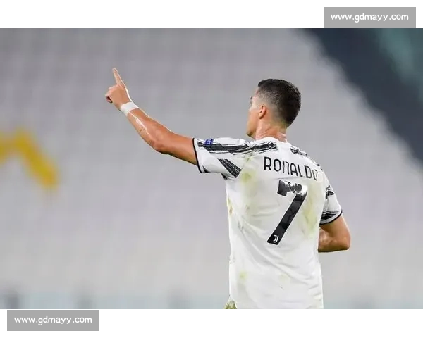 赫拉芬贝赫双冠誓言：欧冠与橙衣军团冠军，我的终极追求！