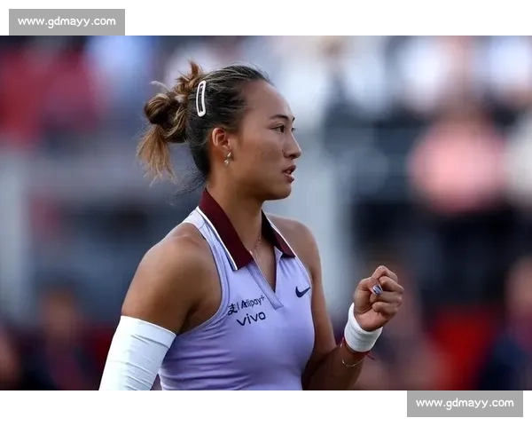 郑钦文关键破发扳平西尼亚科娃，决胜盘遗憾未能延续强势